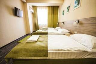 Гостиница Пеликан Краснодар Семейный стандартный номер - 1 чел.-4